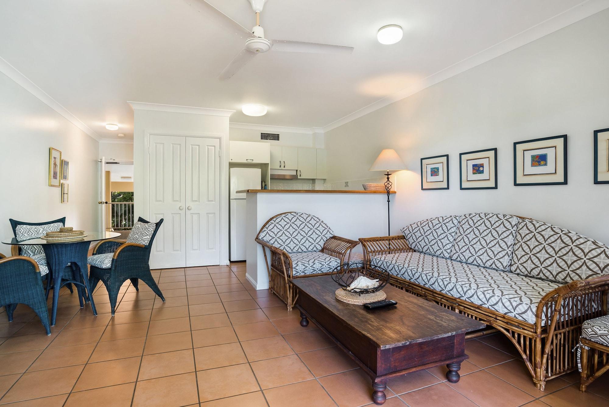 יורקיס נוב The York Beachfront Holiday Apartments מראה חיצוני תמונה